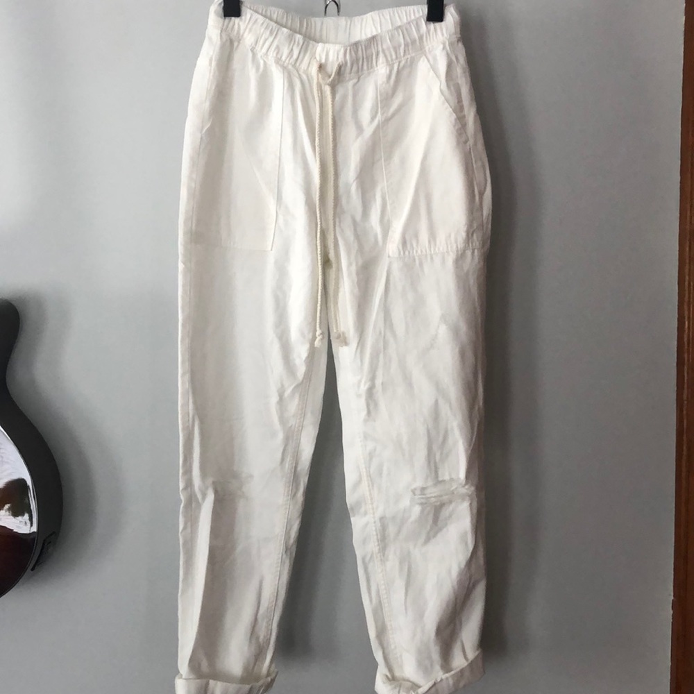Aerie distressed pants